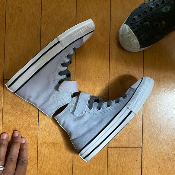 Converse Kids Sneakers - Gray and White - Picture 5 of 9